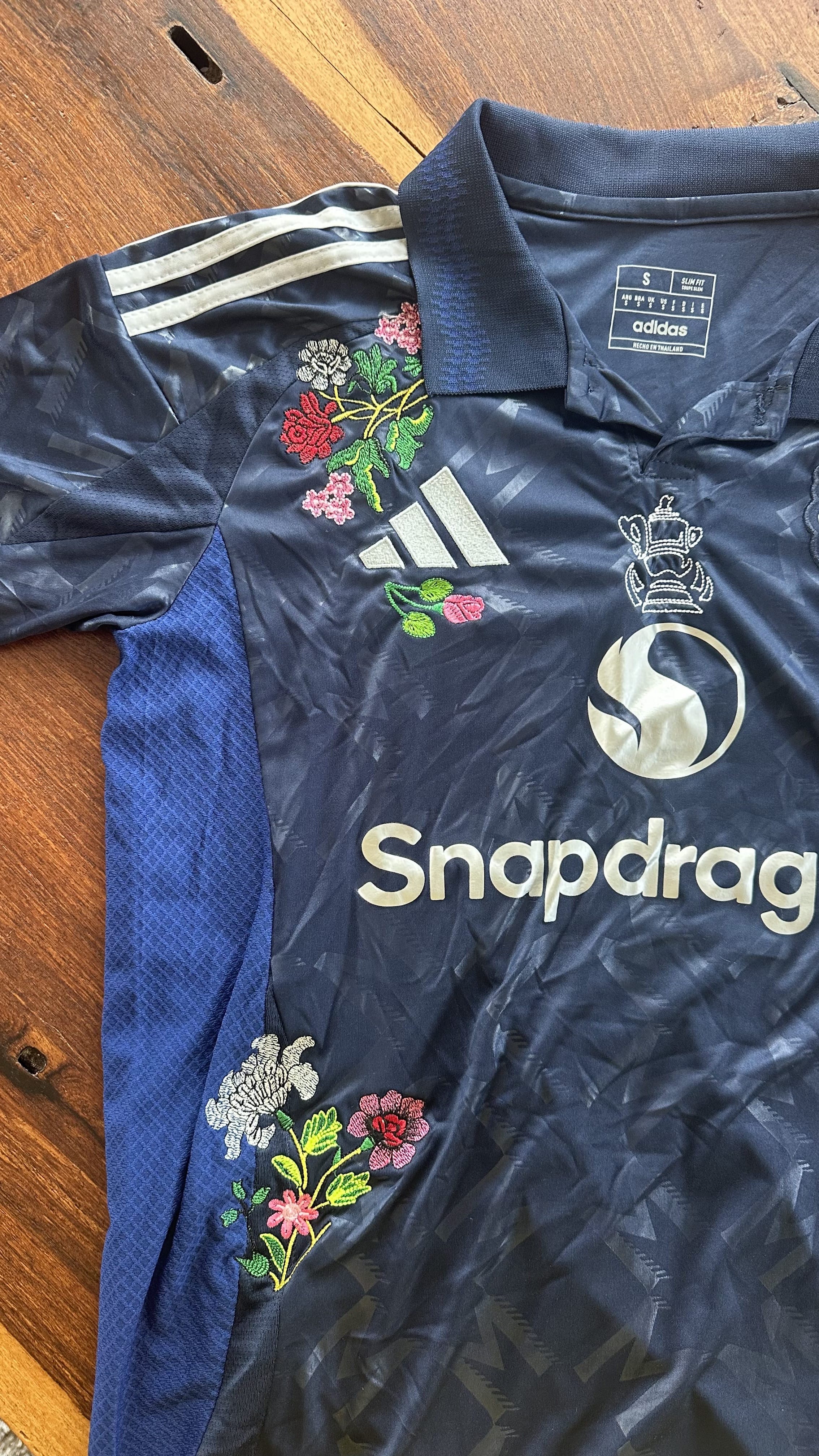 Custom Floral Embroidered Manchester United 24/25 Away Football Jersey